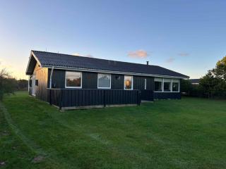 Holiday Oasis With Peace, Beach And Sun Terrace - 0