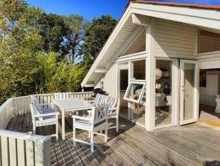 Quiet Cottage Near Nature, Water And Views - 0