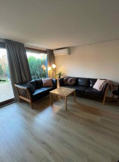 Charming Holiday Home In Peaceful Area - 5