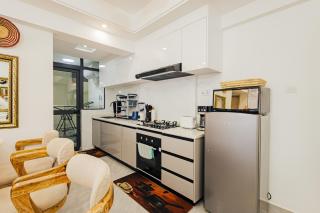 Comfort and Luxury 2 Bedroom 2 Bath Westlands in Nairobi - 4