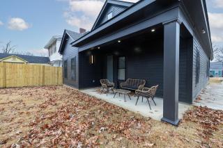 Relaxation at The Oakview Manor - 9