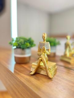 Magnífico APARTAMENTO de Charme - 3 quartos AR CONDICIONADOS SPLIT - Beira Mar, 2 banheiros, 2 Vagas Garagem, 4 Varandas, 2 Elevadores, Redes para Descanso, Wi-Fi, Air Fryer, Disney Plus, HBO Max, Guarda Sol, Cadeiras de Praia e Caixa Térmica - 2