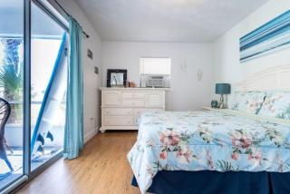 Endless Summer Awaits 1 Block from the Surf - 8