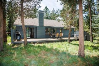 Blue Goose with Hot Tub & SHARC Access - Sunriver - 8
