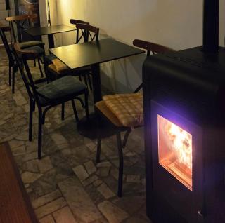 New Bazaar Hostel - 6