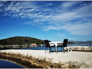 Apartment Pascal - One Bedroom Apartment with Terrace and Sea View - 2