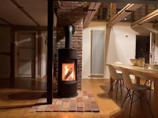 Historic farmhouse 1840 - 9