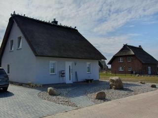 Hannes' thatched house on Rügen - 4