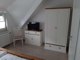 Holiday home with 2 bedrooms - 5