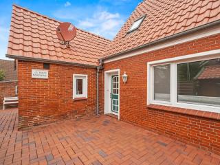 Holiday home with 3 bedrooms - 9