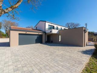 Villa in minj with swimming pool - Žminj - 3