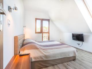 Apartment with a balcony, garden with barbecue - 3