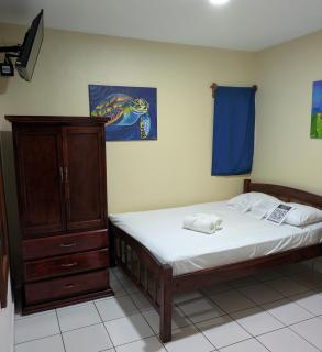 Chale's House Hotel - 1