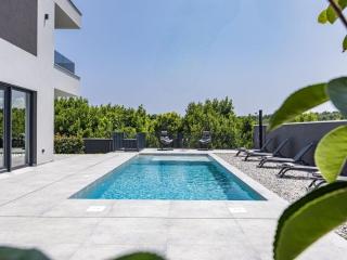 Villa in Medulin with swimming pool - 5