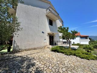 Apartments with parking space Silo, Krk - 24997 - 6