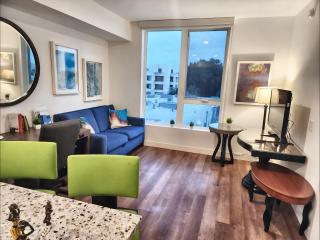 Gorgeous Urban Escape in Downtown Los Angeles - 1