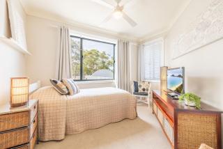 Peninsula Waters 1 Aircon pool and massive outdoor area - 4