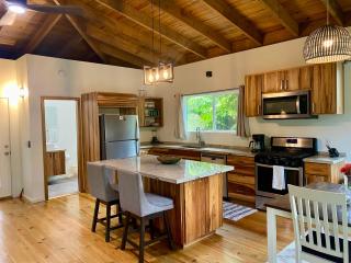 Tropical Jungle House - 9