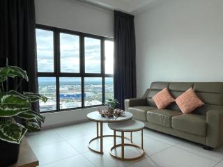 New Bt KawanX3 3BR Suite Ikea-UOW-KDU-ColumbiaAsia - 2