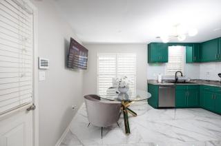 Cori's Pool House - 6