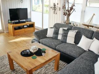 Holiday home in Lankau with swimming pool - 3