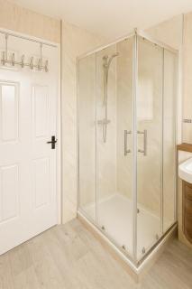 Hidden Gem, Great Location! - 8