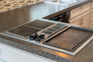 The Ohana Lakeside Retreat 4 Bedrooms & Tiki Bar - 4