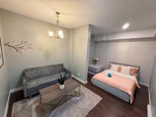 Lovely 2 bedroom suite in Langford - 1
