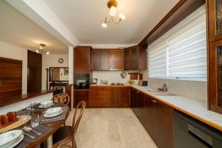 3 bedroom flat central, beach, walking streets - 5