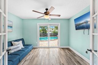 1109 Seminole Dr - 1