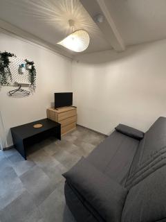 Charmant studio neuf au coeur de Volonne - 8