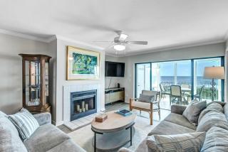 Sunshine Manor - Oceanfront Retreat - 7