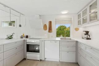 Quiet Holiday Home With Annex And Great Outdoor - 8