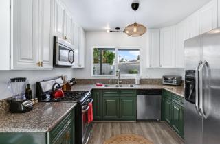 Mountain View - Palm Springs - 1