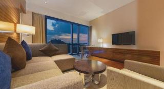 New World Guiyang Hotel - 8