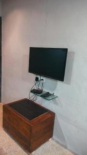 Swanky Sojourns Cozy Homestay with single AC Bedroom - 3