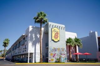 Super 8 by Wyndham Las Vegas North Strip/Fremont St. Area - 7