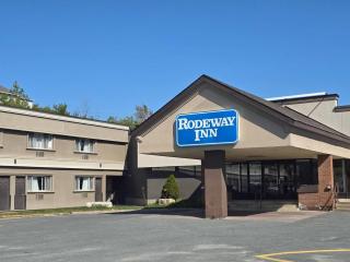 Rodeway Inn - 6