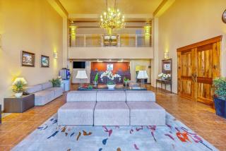 Quality Inn & Suites - 3