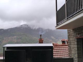 Metsovo Fireplace Retreat - 1