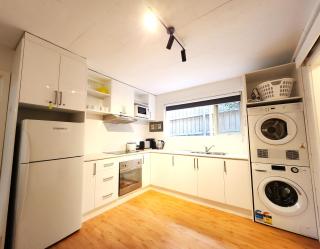 Aloha Bayside Private guest room sleeps 5 with free parking - Highett - 4