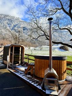 Glarner Spa I Private Sauna & Hot Tub & Alps View - 0
