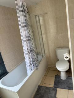 Rooms by Emirate Stadium - 4