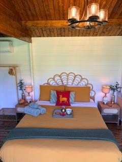 Blissful Wooden Haven - complete place is yours 5 min drive or train from parramatta - 8