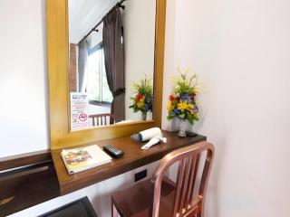 Holiday Garden Hotel - 9