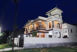 Green and Serene - Whole Villa - Home stay only - 0