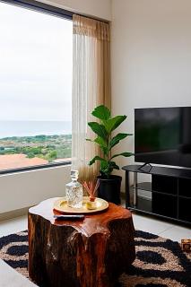 Luxury Skyline Escape - with Cosy Pool and Braai area - 4