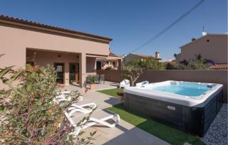 Stunning Home In Vodnjan With Wifi - 2