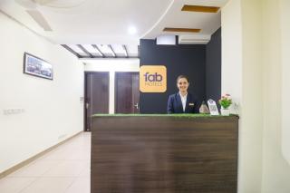 FabHotel Corporate Stayz - Near Medanta Hospoital - 8