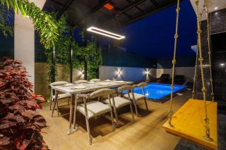 The Sapphire Garden Villa by StayJade Pool 3BHK - 9